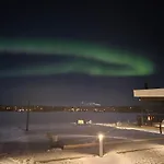 Riverside With Sauna And Jacuzzi Villa Rovaniemi