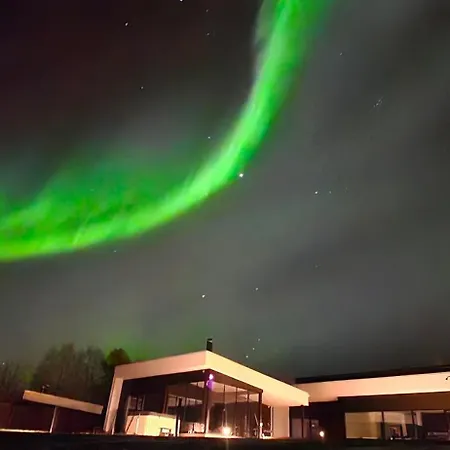 Villa Riverside With Sauna And Jacuzzi Rovaniemi