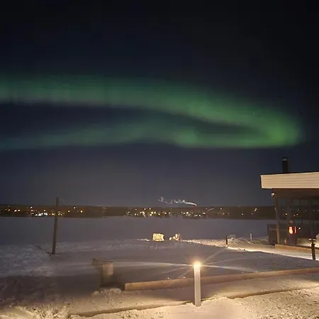 Riverside With Sauna And Jacuzzi Villa Rovaniemi