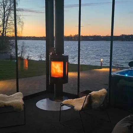 Riverside With Sauna And Jacuzzi * Rovaniemi