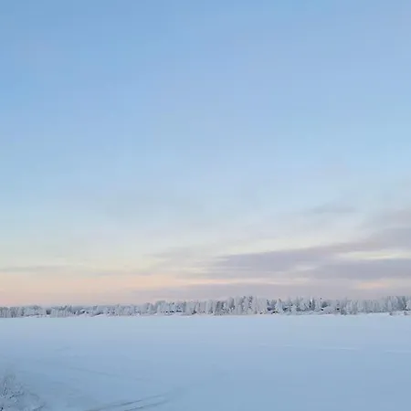 Villa Riverside With Sauna And Jacuzzi *