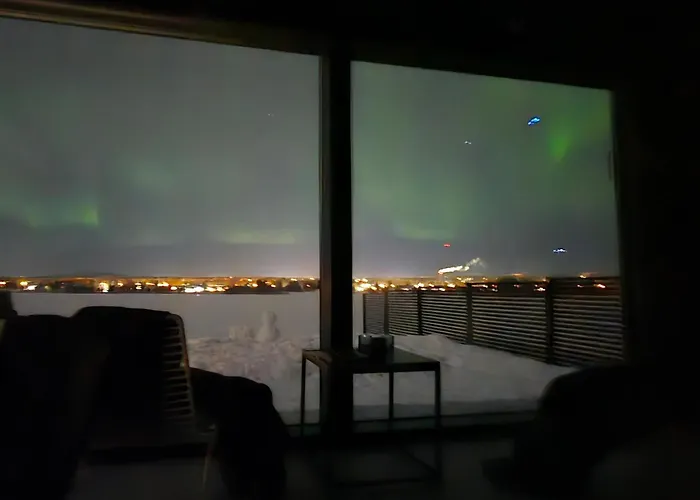 Villa Riverside With Sauna And Jacuzzi