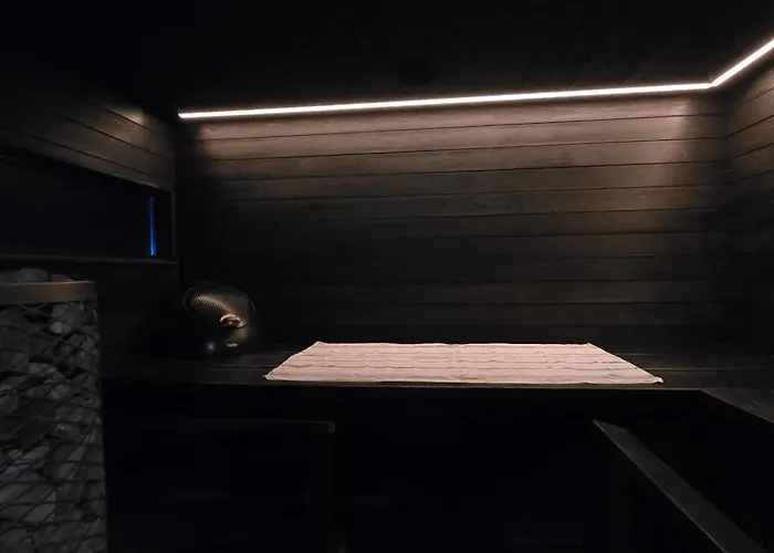 Riverside With Sauna And Jacuzzi Villa