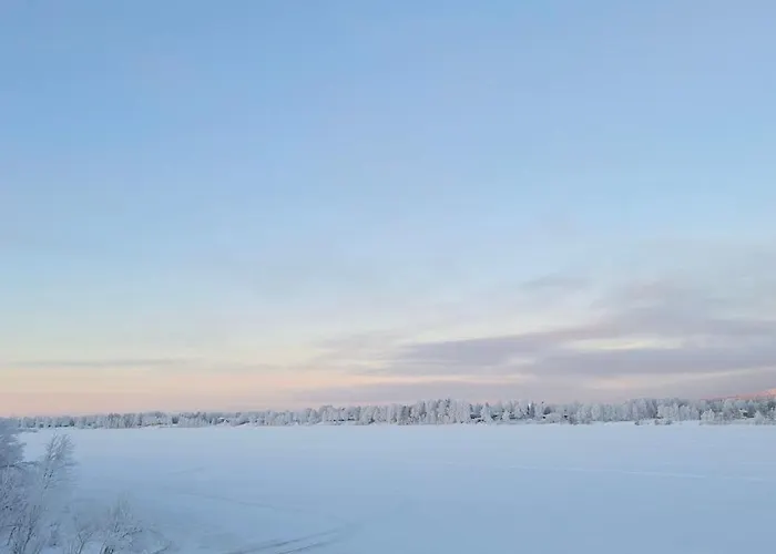 Villa Riverside With Sauna And Jacuzzi *